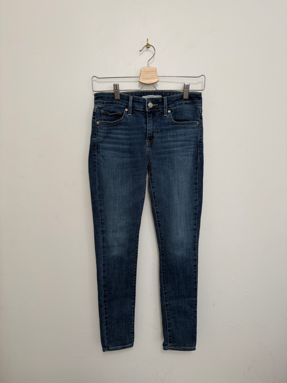 Levi’s 711 Medium Wash Skinny Jeans